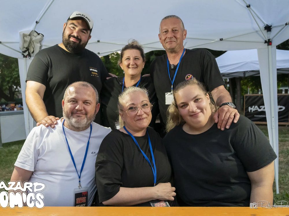 Staff a un evento di fumetti e giochi