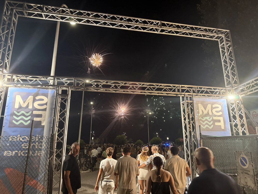 Presidio del varco a un evento serale